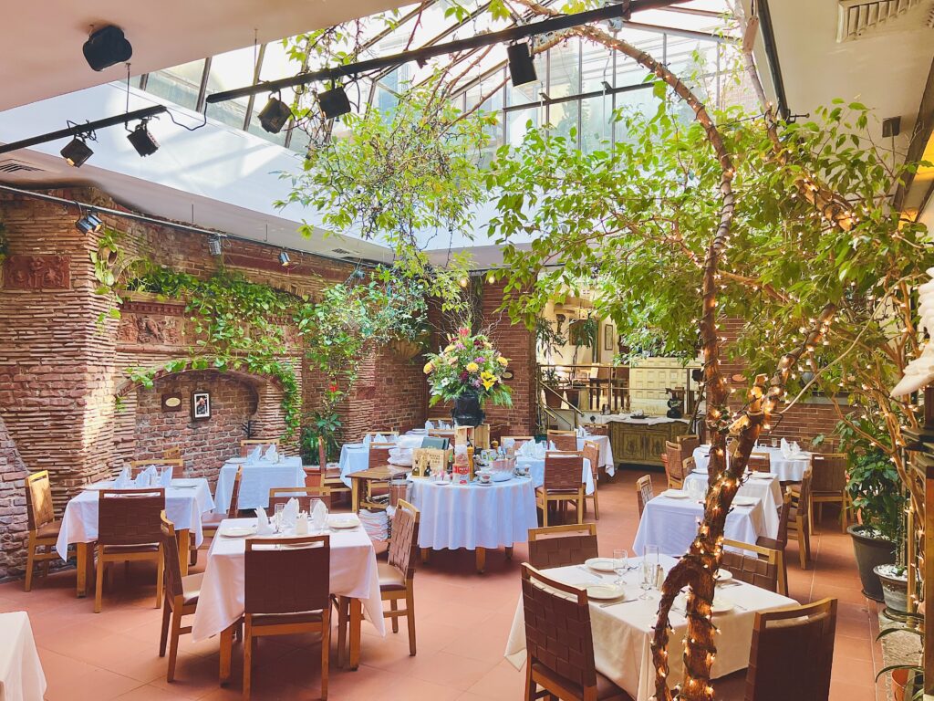 Il Cortile — Little Italy